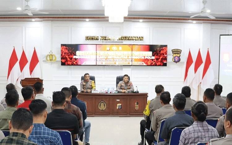 Polres Kapuas Sosialisasikan Netralitas Polri Kepada Anggota Jelang Pemilu 2024