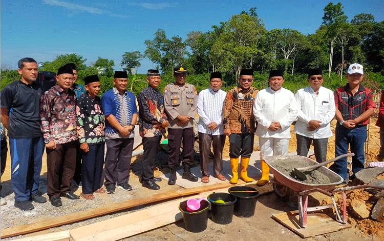 Pemkab Dukung Pembangunan Pesantren Nurul Hijrah Sukamara