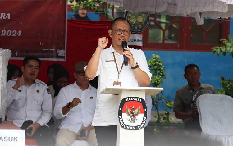 Pj Sekda Seruyan Hadiri Simulasi Pemungutan dan Perhitungan Suara Pemilu
