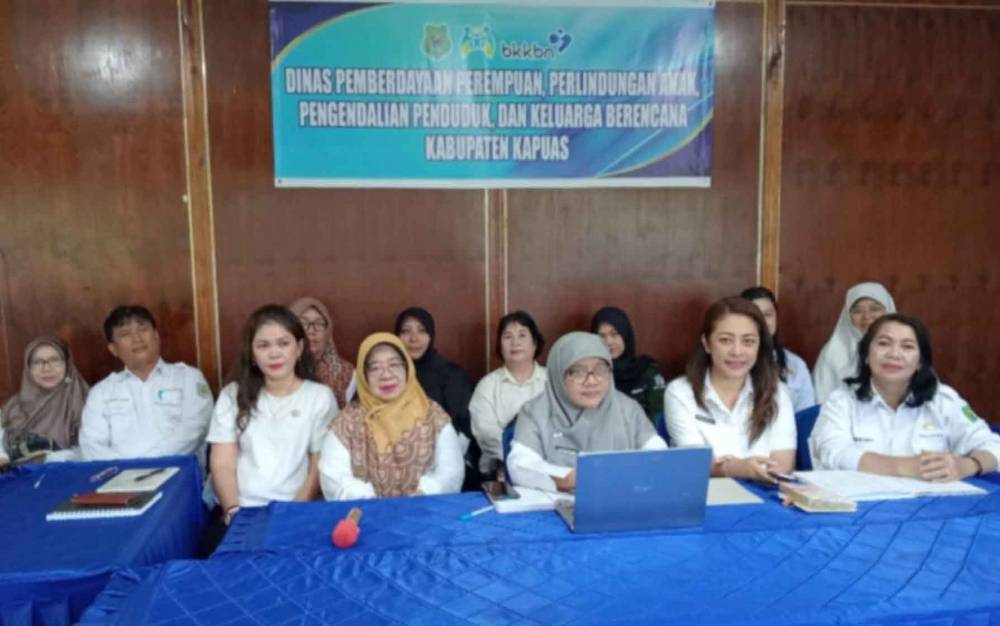 Dinas P3APPKB Kapuas Ikuti Kegiatan Perjanjian Kerjasama BKKBN Kalteng Secara Daring