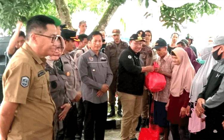 Wagub Kalteng Kunjungi Pasar Penyeimbang di Teweh Tengah dan Kelurahan Jingah
