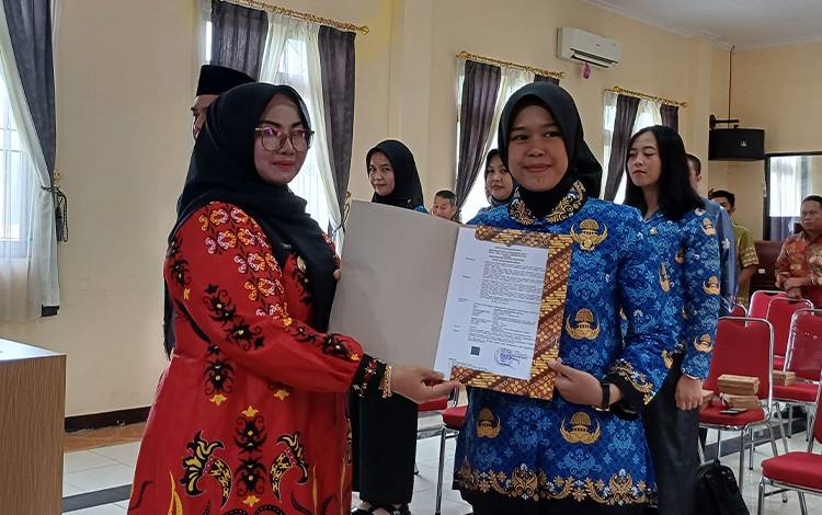 7 PNS yang Baru Dilantik di Kotim Lulusan Sekolah Kedinasan