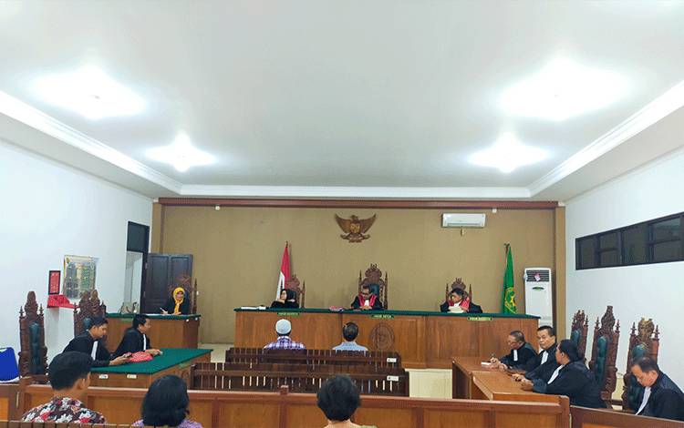 Ketua Kelompok Tani di Katingan Dituntut 6,5 Tahun Penjara dalam Kasus Korupsi Dana Peremajaan Sawit Rakyat