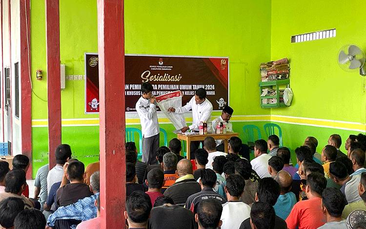 Warga Binaan Lapas Sukamara Ikuti Sosialiasi Pemilu 2024