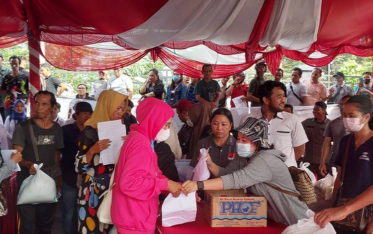 Pj Bupati Kapuas: Pasar Penyeimbang Tekan Laju Inflasi