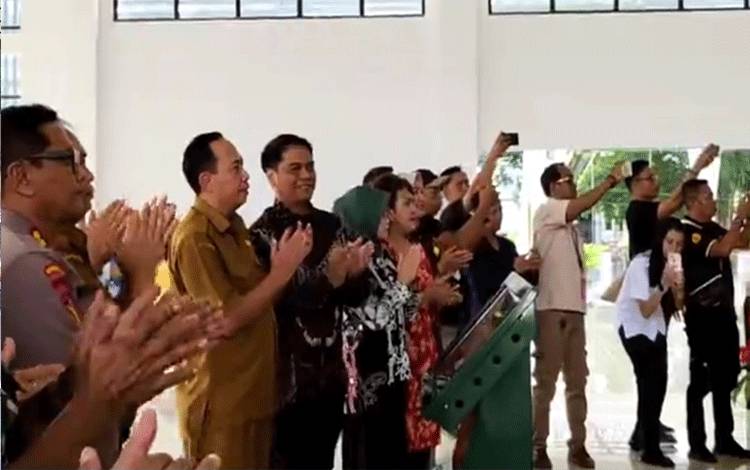 Disarpustaka Kapuas Luncurkan Aplikasi iKapuas