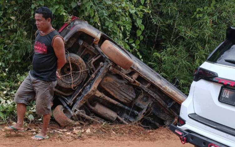 Begini Kronologis Mobil Pengawal Logistik Pemilu yang Terbalik di Kotim