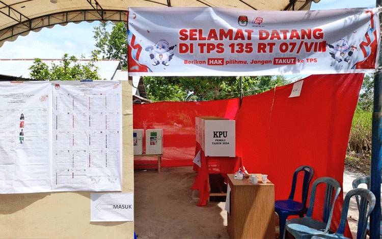 TPS 135 Menteng Diduga Tolak Pencoblos Jalur KTP Elektronik