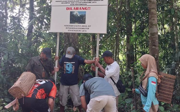 PT SML, Yayorin dan KTH Kungkung Jaya Jaga Hutan Tetap Lestari