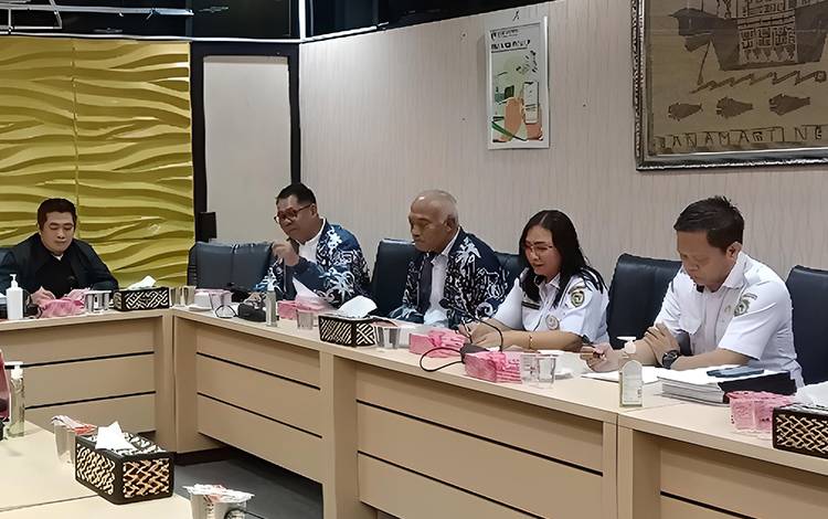Darliansjah: Subsidi Pelaku Usaha Perikanan Program Gubernur Tingkatkan Produksi Perikanan  ?