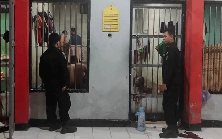 Penjagaan Rutan Kapuas Terus Ditingkatkan dengan Patroli Malam