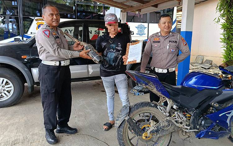 Unggah Video di Medsos dengan Narasi Polisi Tilang Tanpa Surat, Pemuda ini Akhirnya Minta Maaf