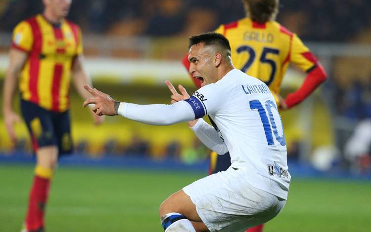 Brace Lautaro Martinez Bawa Inter Milan Hajar Lecce 4-0