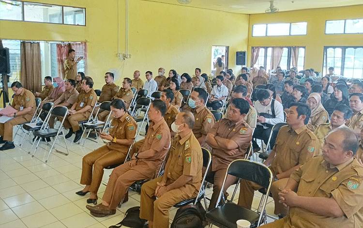 Warga Minta Jalan Penghubung Desa di Kecamatan Patangkep Tutui Dilanjutkan