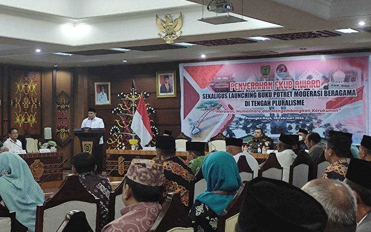 Buku Bunga Rampai Upaya Peningkatan Kerukunan di Kalteng