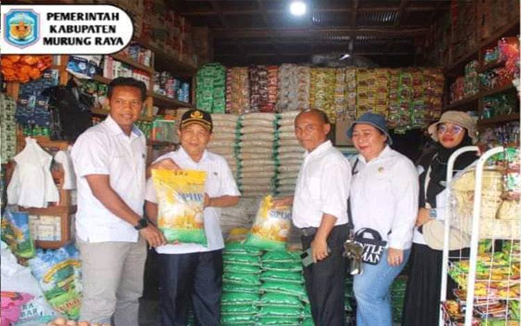 Pemkab Murung Raya Distribusikan Beras SPHP untuk Menekan Harga