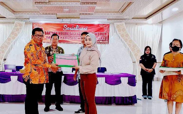 Pelaku UKM di Barito Utara Diberikan Sosialisasi Layanan Bantuan dan Penyuluhan Hukum