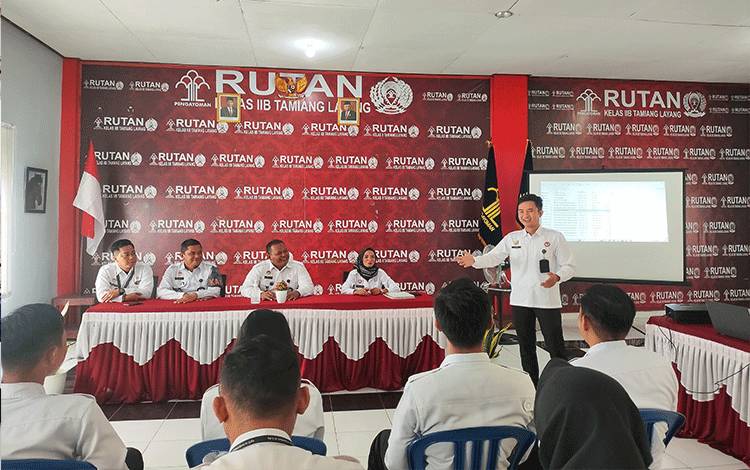 Pokja Agen Perubahan Rutan Tamiang Layang Sosialisasi Inovasi Terbaru Kepada Pegawai