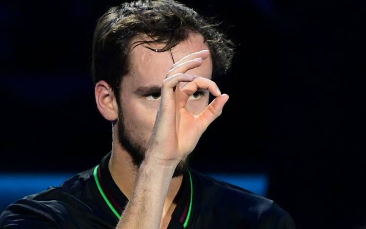 Medvedev Melenggang ke Semifinal Dubai