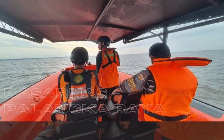 Sudah 7 Hari Pencarian ABK Kapal Cumi di Perairan Seruyan Belum Juga Ditemukan