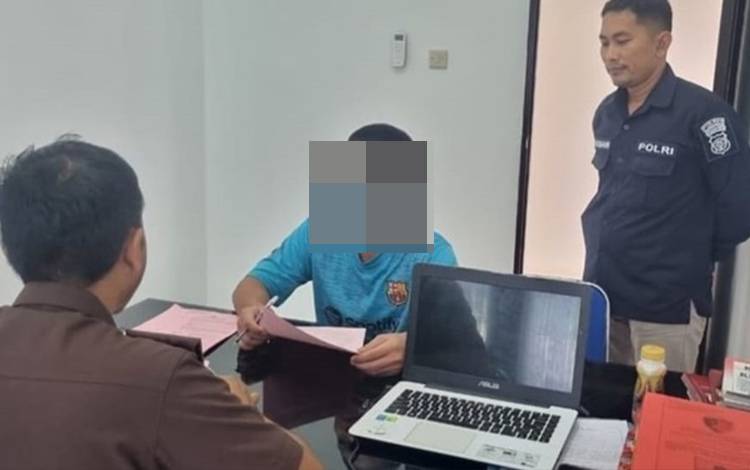 Pencuri 2 Handphone Dilimpahkan ke Kejari Lamandau  ?
