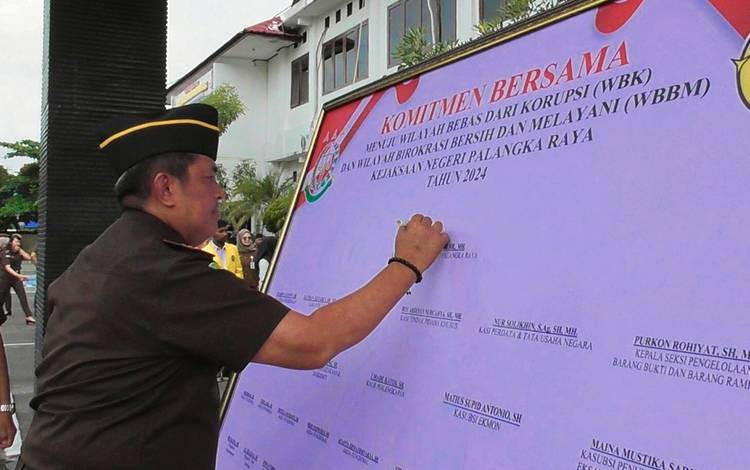 Kejaksaan Negeri Palangka Raya Berkomitmen Wujudkan WBK dan WBBM