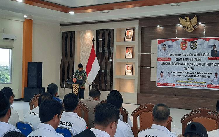 Pj Bupati Minta DPC Apdesi Kobar Tingkatkan Kolaborasi Dalam Menjalankan Program