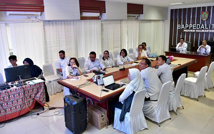 Pemprov Kalteng Gandeng UGM Pastikan Kesesuaian Rencana Pembangunan Pusat dan Daerah ?
