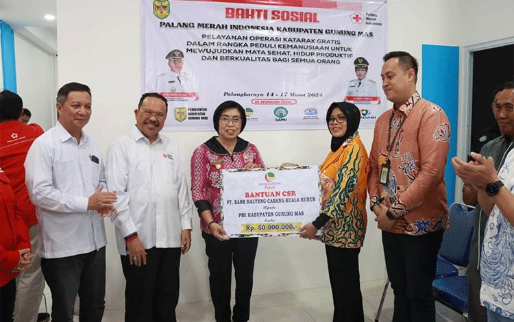 PMI Gunung Mas Laksanakan Operasi Katarak Gratis