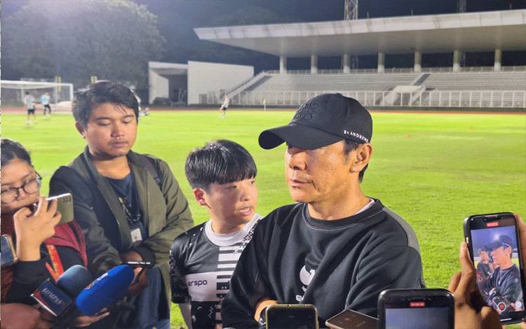 Shin Tae-yong Sindir Balik Pemain Vietnam yang Sentil Timnas Indonesia