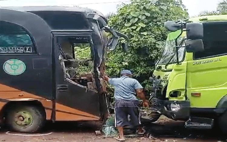 Belum ada Tersangka pada Lakalantas Bus Sekolah dengan Truk CPO