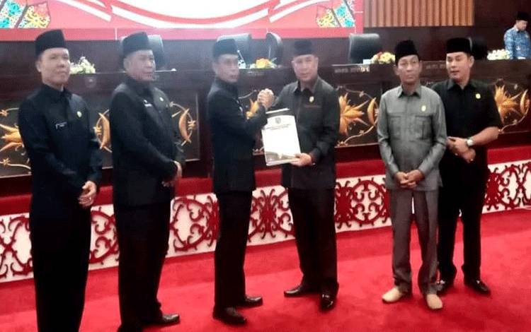 DPRD Mura Gelar Rapat Paripurna Dalam Rangka Penyampaian Hasil Reses