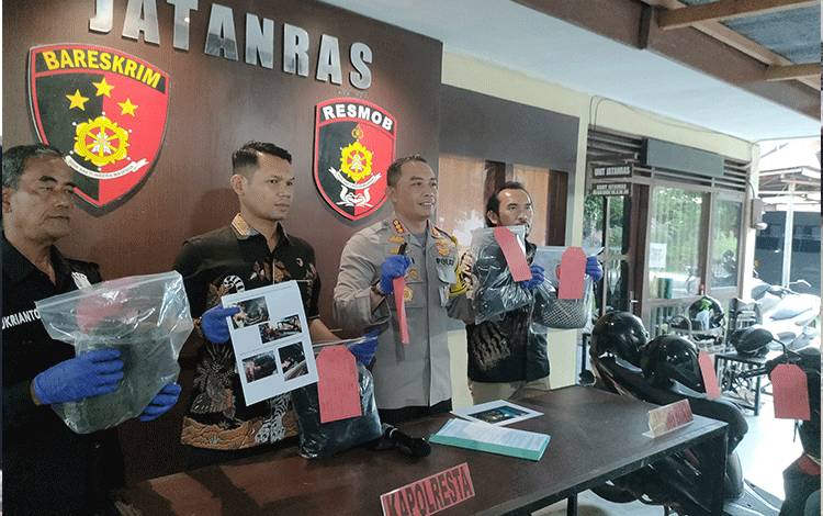 Seorang Pelaku Pencurian Modus Pecah Kaca Mobil di Palangka Raya Tewas