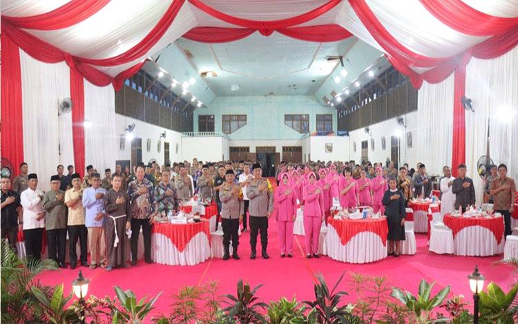 Polres Kobar Gelar Buka Puasa dan Doa Bersama Lintas Agama