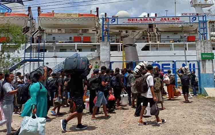 Pucak Arus Mudik di Pelabuhan Sampit Diperkirakan H-3 Lebaran