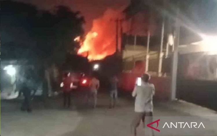Gudang Munisi Daerah TNI AD di Ciangsana Meledak