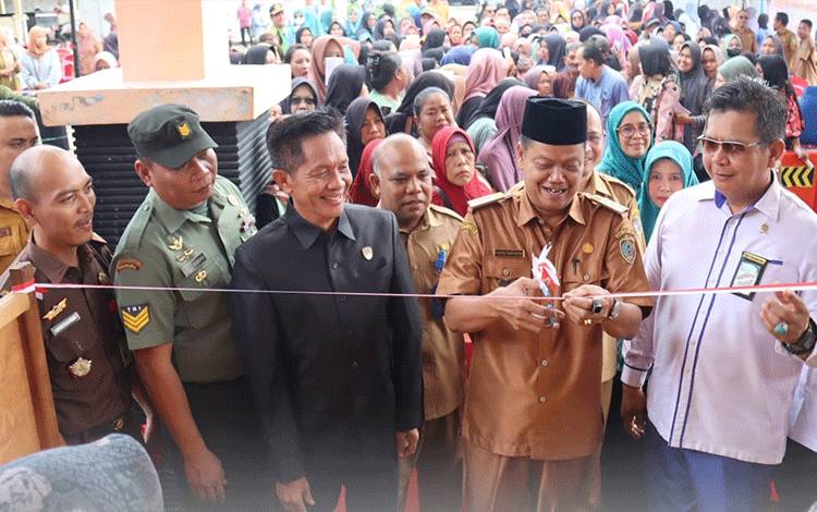 Pj Bupati Seruyan Buka Gerakan Pangan Murah