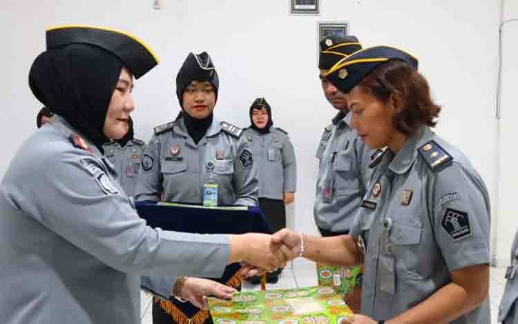 Tiga Pegawai LPP Naik Pangkat Wujud Penghargaan atas Prestasi dan Pengabdian