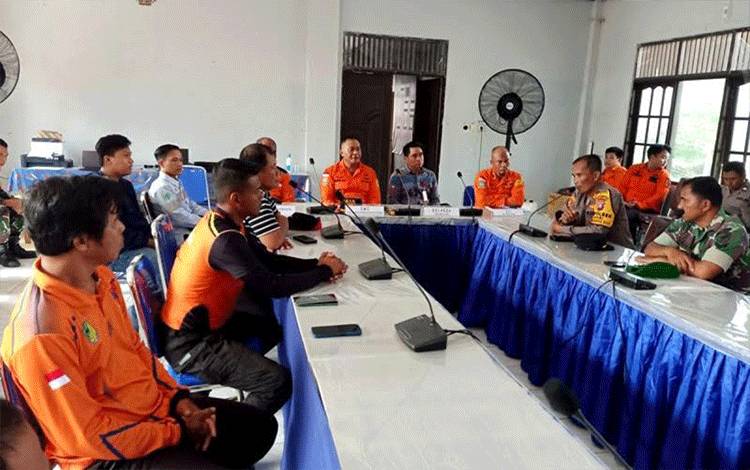 Operasi Pencarian ABK TB Hasyim yang Terbakar di Barito Utara Dihentikan, 3 Orang Meninggal