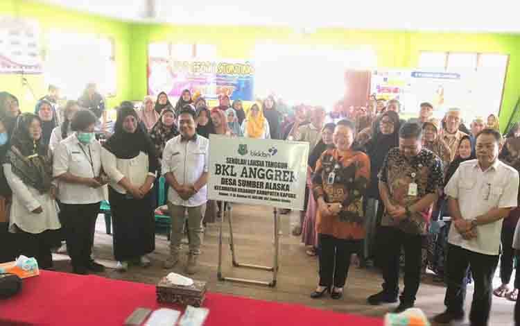 Sekolah Lansia Tangguh BKL di Kecamatan Dadahup Resmi Diluncurkan