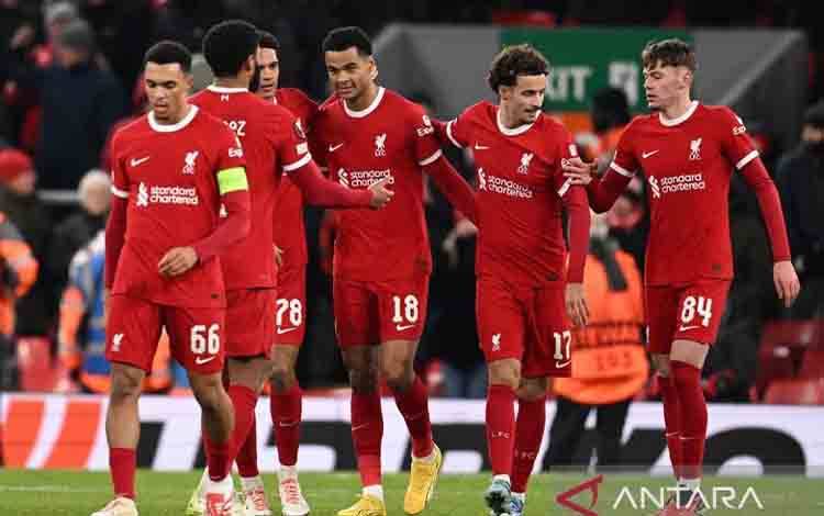 Jadwal Liga Inggris Pekan ke-32: Tersajinya Laga MU kontra Liverpool