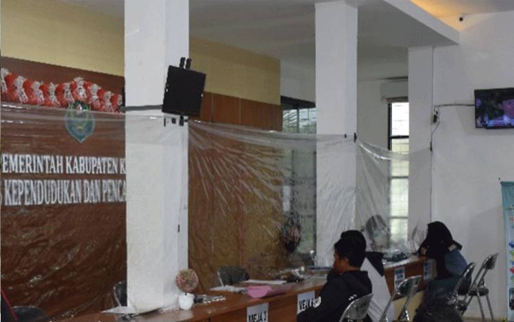 Masuki Masa Mudik, Dinas Dukcapil Kapuas Imbau Warga Selalu Bawa KTP El