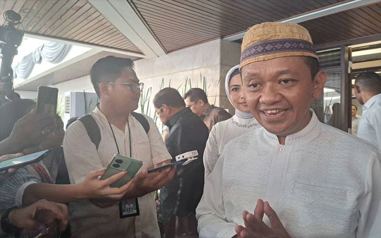 Bahlil Mengaku Tahu Ukuran Bajunya Terkait Calon Ketum Partai Golkar