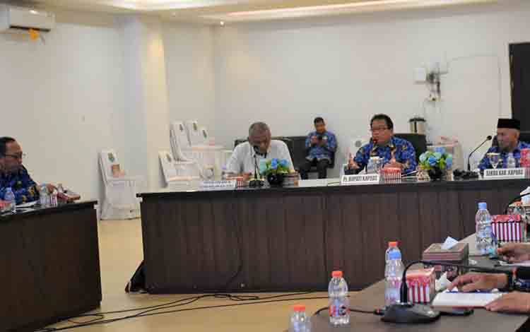 Pj Bupati Kapuas Hadiri Entry Meeting LKPD 2023, Begini Harapannya