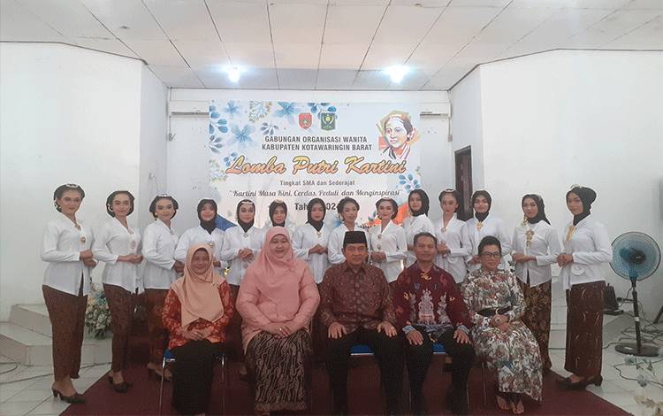 Pesan Pj Bupati Kobar untuk Kartini Masa Kini