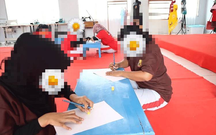 LPP Salurkan Bakat WBP Lewat Lomba Seni Lukis Batik Peringati Hari Kartini