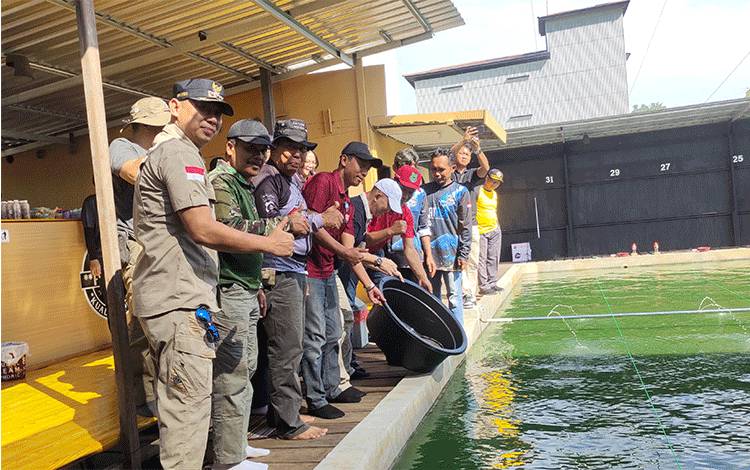 64 Peserta Ikuti Lomba Memancing di Kapuas