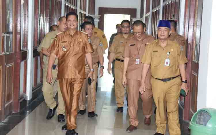 Pj Bupati Minta ASN di Seruyan Tingkatkan Kinerja