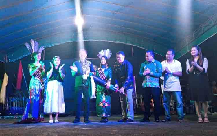 Bupati Gunung Mas Sambut Baik Kegiatan Danting Menari 2024