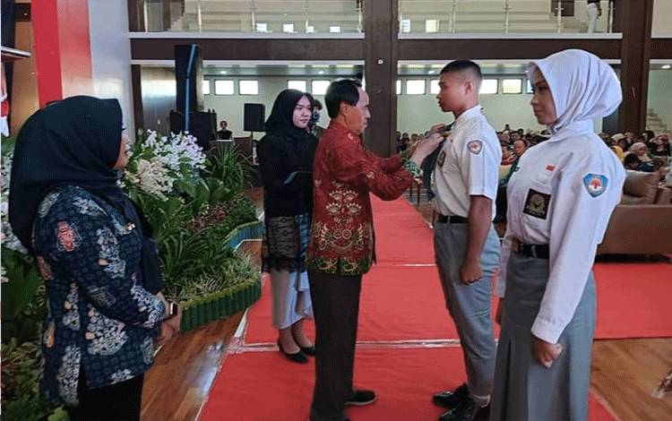 Lulusan SMAN 5 Palangka Raya Diingatkan Soal Pendidikan Selanjutnya